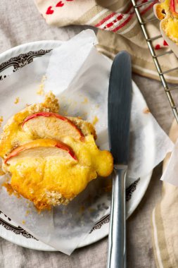 Sonbahar elma Muffins. rustik tarzı 