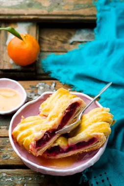 Kızılcık strudel.selective odak. 