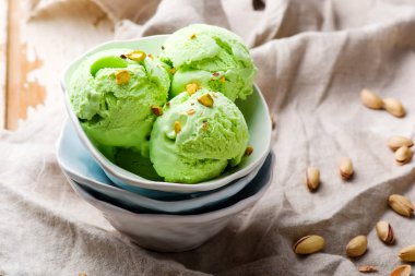 Fıstıklı dondurma.