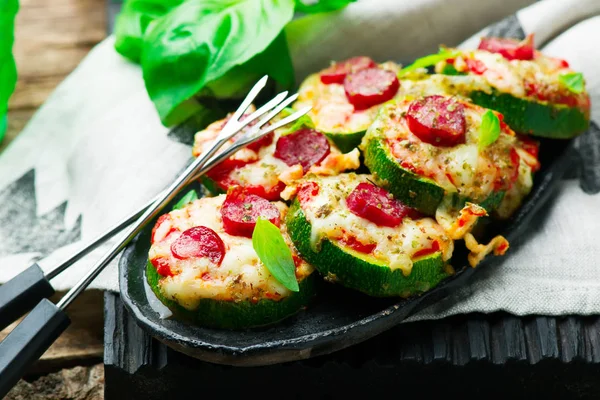 Kabak Pizza ısırıkları