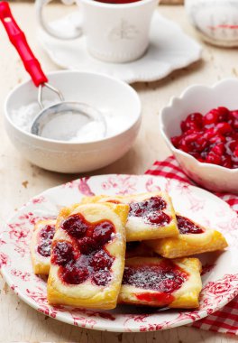 Kiraz krem peynirli kurabiye.