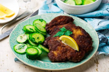 Domuz pirzola Viennese.selective odak