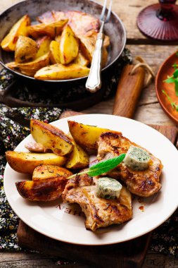 Dana pirzola Sage Butter.selective odak