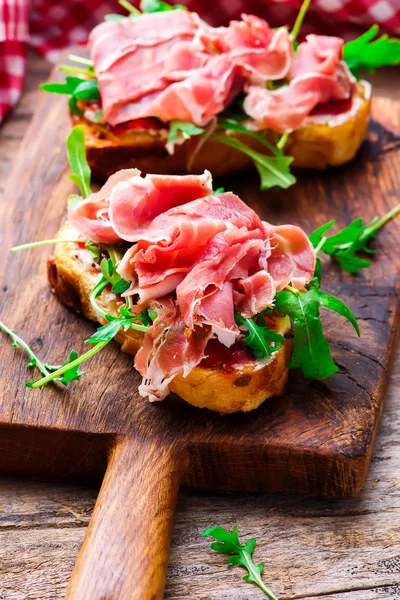 Cranberry  Prosciutto and cream  Cheese sandwich. — Stock Photo, Image