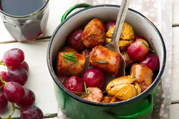 Chicken Sausage with Grapes and Figs. — Stock Photo, Image