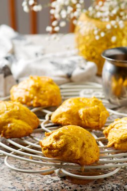 Kabak kurabiye tarçınlı sır ile... rustik tarzı