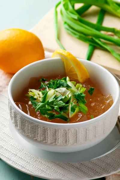 Bouillon de consommation, bouillon traditionnel français . — Photo