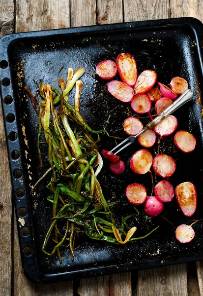 Palona radish.style rustic.selective ostrości — Zdjęcie stockowe