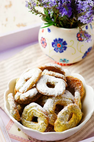 Galletas de semillas de amapola.. estilo rústico —  Fotos de Stock