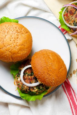 Yunan Türkiye Burger tzatziki sos.