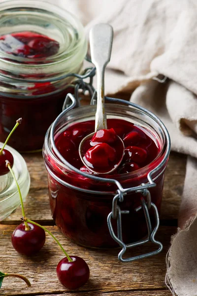 Homemade easy Cherry  filling in to the jar — Stock Photo, Image