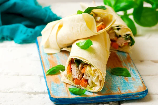 Thai turkey wrap..selective focus — Stock Photo, Image