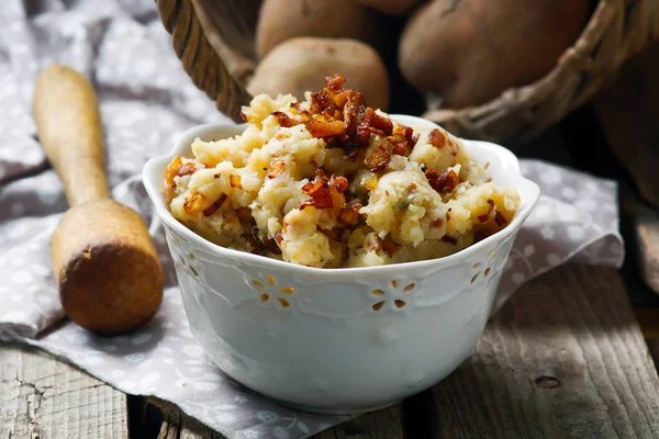 Potato  pie and vareniki  stuffing.style rustic — Stock Photo, Image