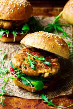 tavuk, hindi kızılcık Burger