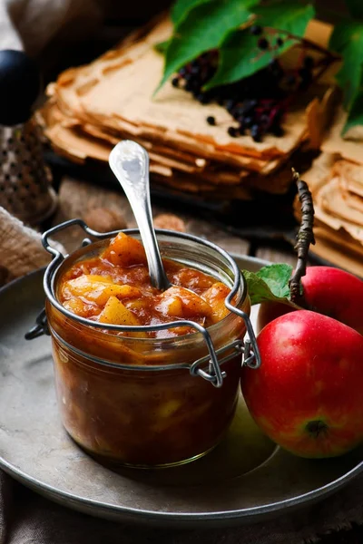 Homemade Caramel  apples pie filling — Stock Photo, Image