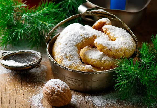 Biscuits à la vanille de Noël sur fond rustique de Noël — Photo