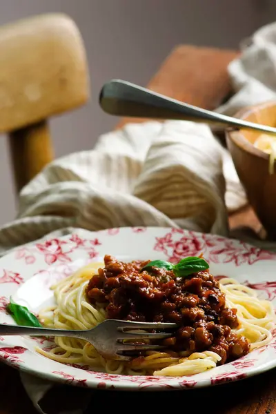 Grzyb i orzech pikantne Bolognese — Zdjęcie stockowe