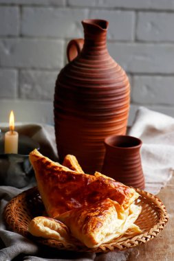 Khachapuri, geleneksel Gürcü pasta. rustik tarzı