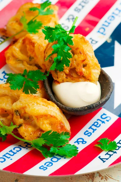 Pollo cursi empanadas.style rústico — Foto de Stock