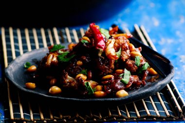 Baharatlı çıtır Kung Pao karnabahar