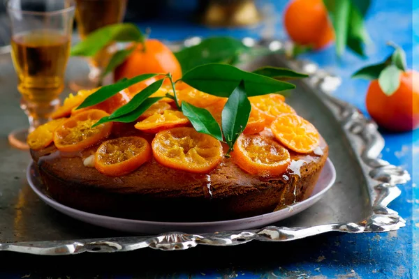 Madeira kek Caramelised Tangerines.selective odak — Stok fotoğraf