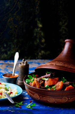 kuzu squash ve kayısı tagine.style rustik