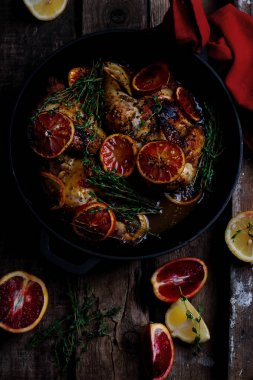 Kızarmış tavuk limon kan portakal sırlı