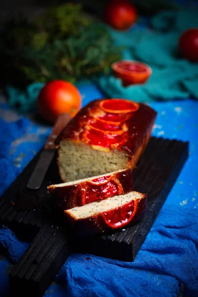 Blood orange greek yogurt poppy seed breakfast cake.selective focus — Stock Photo, Image