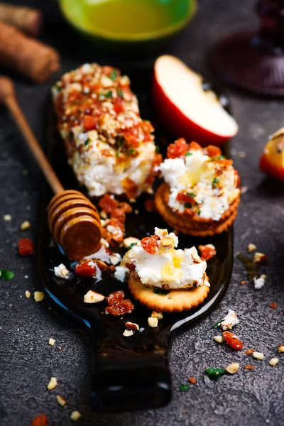 HONEY, APRICOT, AND ALMOND GOAT CHEESE SPREAD.selective focus — Stock Photo, Image