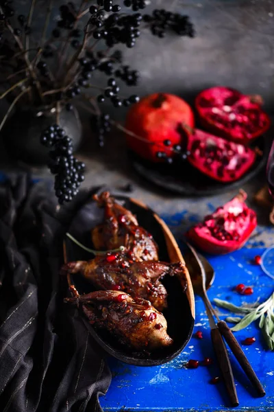 Quail in pomegranate sauce..style vintage — 스톡 사진