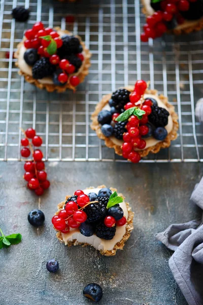 Tarte au fromage au chocolat blanc cru... style rustique — Photo