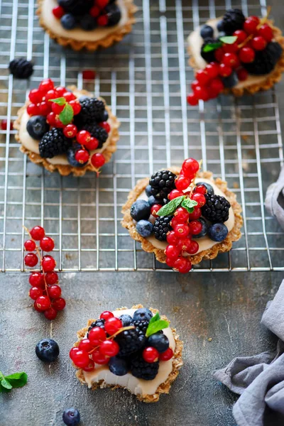 Tarte au fromage au chocolat blanc cru... style rustique — Photo