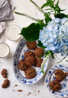 Badem parçalı vejetaryen kurabiyeler... tarz rustik.