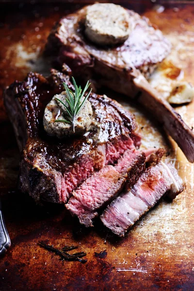 Steak Bor Mártással Stílus Rusztikus Szelektív Fókusz — Stock Fotó