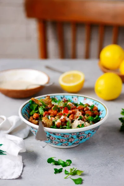 Roasted Cauliflower Salad Com Lemon Tahini Dressing Estilo Vida Foco — Fotografia de Stock