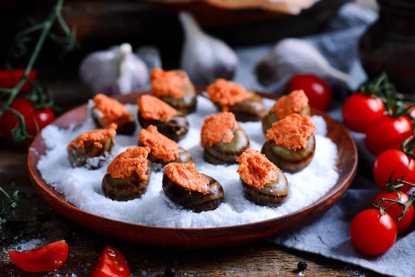 Borgogna Escargot Con Erba Butter Style Rustic Selective Fuoco — Foto Stock