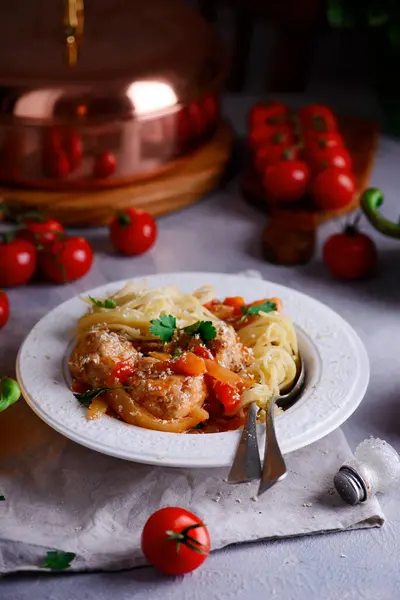 Meatballs Spaghetti Pesto Style Rustic Selective Focus — Stock Photo, Image