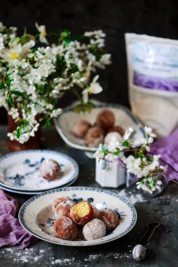 Lavantalı ricotta çörekleri.. stil vintage.Seçici odak noktası