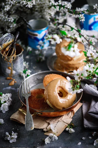 Esmaltado Tres Leches Donuts Style Vintage Selective Focus —  Fotos de Stock