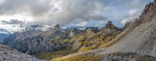 Rifugio Locatelli, Dolomites, South Tyrol, Itália — Fotografia de Stock