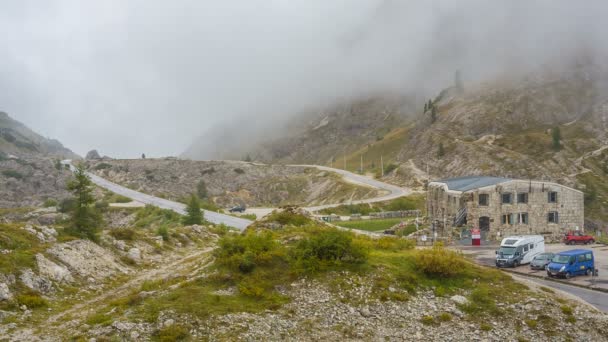 Nézd, a Múzeum az i. világháború, Passo Falzarego — Stock videók