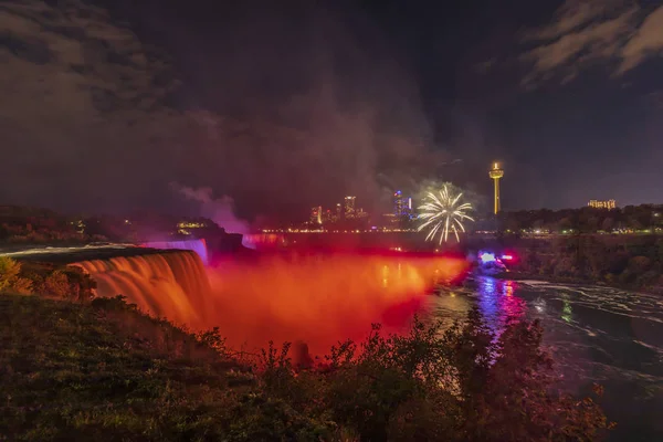 Niagarafallen Fyrverkerier Och Färgstark Belysning Vattenfallet Utsikt Från American Side — Stockfoto