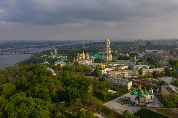Widok Powietrza Kijowa Ławra Peczerska Oświetlona Promieniami Słońca Kijów Ukraina — Zdjęcie stockowe