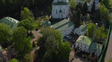 Vydubychi Manastırı Havadan Görünümü, Kiev, Kyiv, Ukrayna
