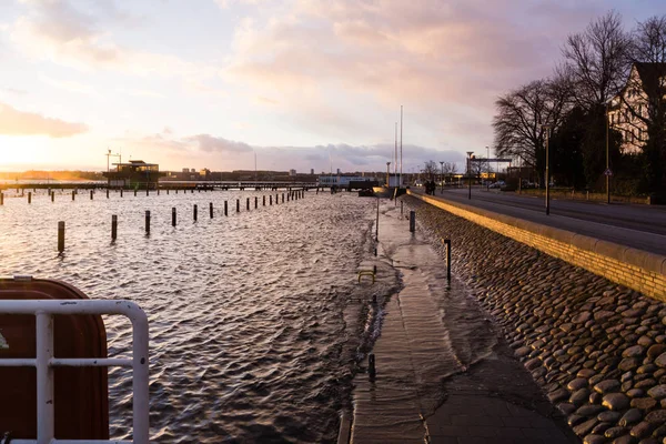 Kiel na storm front "Axel" en een stormvloed is heengegaan — Stockfoto