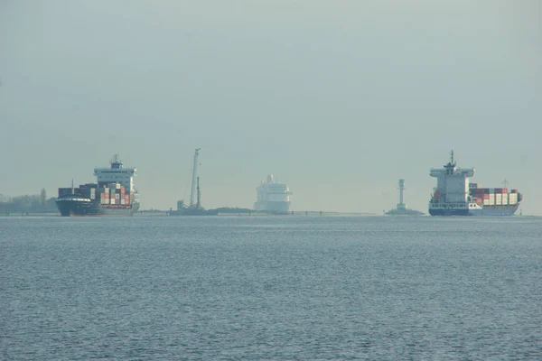 Mein Schiff 6 Kiel frist araması'ndan izlenimler — Stok fotoğraf