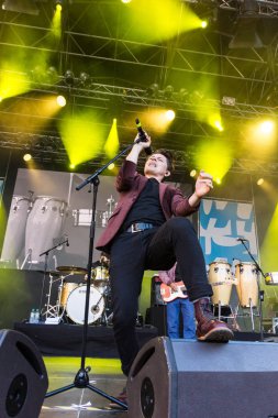 Kiel, Almanya - 17 Haziran 2017: Michael Patrick Kelly Kieler Woche 2017 ilk gününde Rathaus sahnede