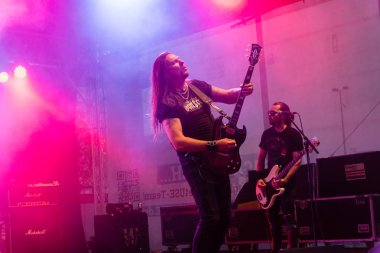 Kiel, Almanya - 19 Haziran 2017: Rapçi Samy Deluxe Hoern sahne alanı'nda Kieler Woche 2017 sırasında gerçekleştiriyor