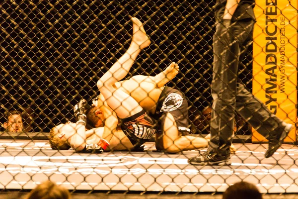 ハンブルク ドイツ 2017 アレクサンダー 光沢と我々 Mma 中ムスタファ Ahmedi との戦い — ストック写真