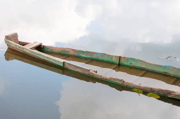 Empty Boat Full Water — Stock Photo, Image